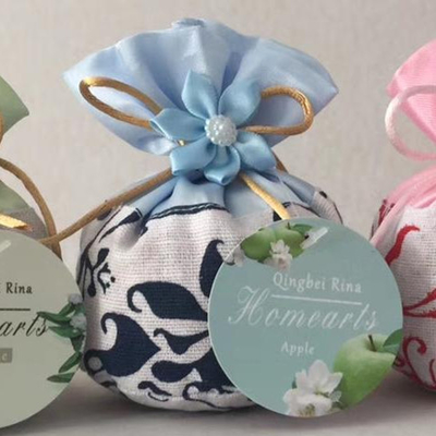 Sachet Laci Beraroma Bunga Kering Untuk Lemari Pakaian