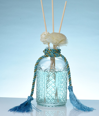 Parfum Ruang Diffuser Aroma Alami 200ml Dengan Dekorasi Bunga Palsu