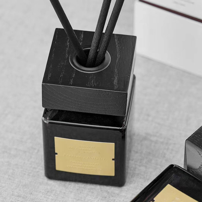Sesuaikan Penyegar Udara Dekorasi Rumah Fragrance Oil Stick Black Glass Reed Diffuser