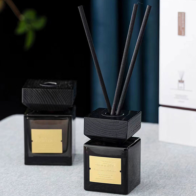 Sesuaikan Penyegar Udara Dekorasi Rumah Fragrance Oil Stick Black Glass Reed Diffuser