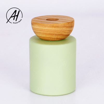 Kado Rumah Botol Kaca Hijau Reed Diffuser 150ml Batang Rotan Putih
