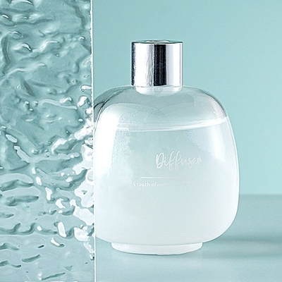 Ruang Bunga Mawar Botol Kaca Minyak Aromatik Tongkat Reed Diffuser Untuk Rumah