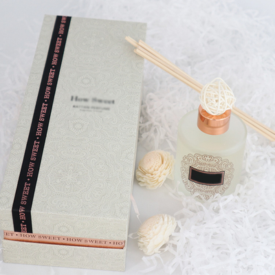 Aroma Reed Diffuser Luxury 126ml Round Bottle Gift Set Dengan Bunga Sola