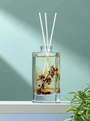 Aroma Reed Diffuser 150ml Parfum Persegi Hadiah Mewah Dengan Bunga Kering