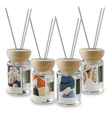 Set Hadiah Warna-warni Kustom 120ml Parfum Mewah Dengan Kotak CMYK Aroma Reed Diffuser