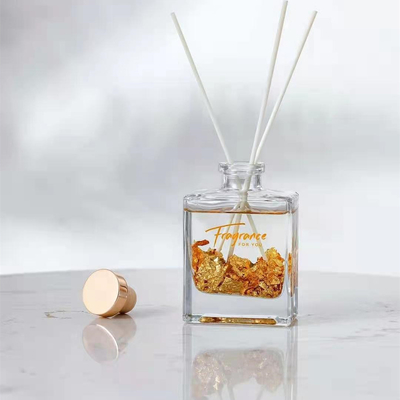 Parfum Christmas Cinnamon Reed Diffuser 120ml Dengan Foil Emas Perak