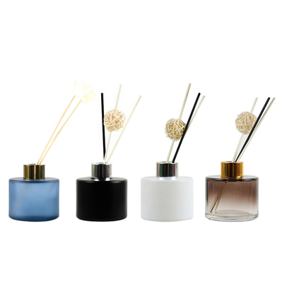 Diffuser Buluh Beraroma Capri Biru Putih Dengan Aroma Mawar Dan Oud
