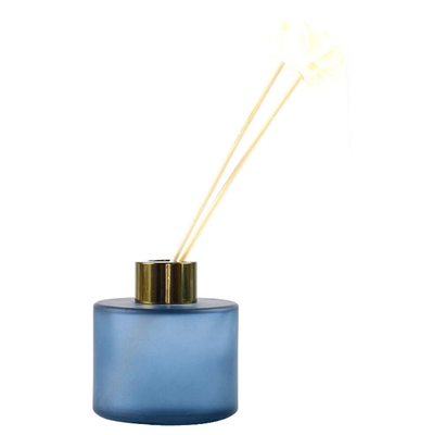 Diffuser Buluh Beraroma Capri Biru Putih Dengan Aroma Mawar Dan Oud